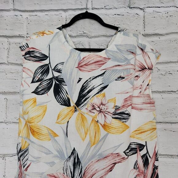 C&C California Women's 100% Linen Button Back Floral Short Sleeve Shirt Medium - Picture 4 of 12